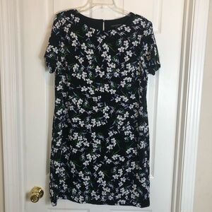 Banana Republic Short Sleeve Fully Lined Floral Print Dress. Size 14